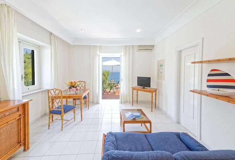 جناح جونيور, Oasi Castiglione