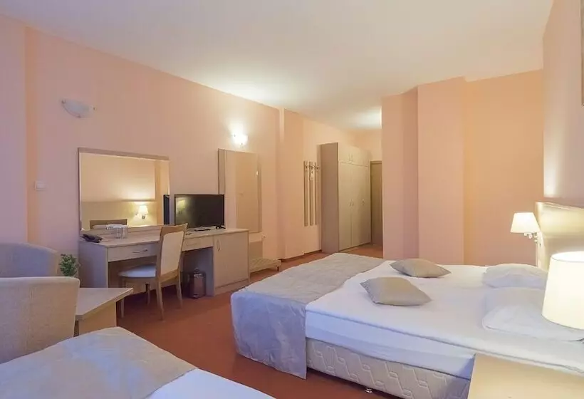 استودیوی پریمیوم, Orpheus Casino And Spa