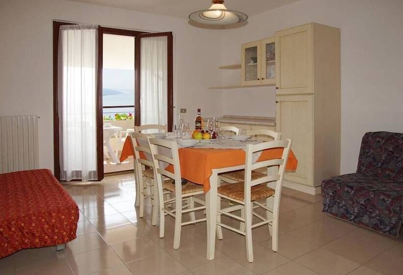 带2个卧室的公寓, Residence La Rotonda