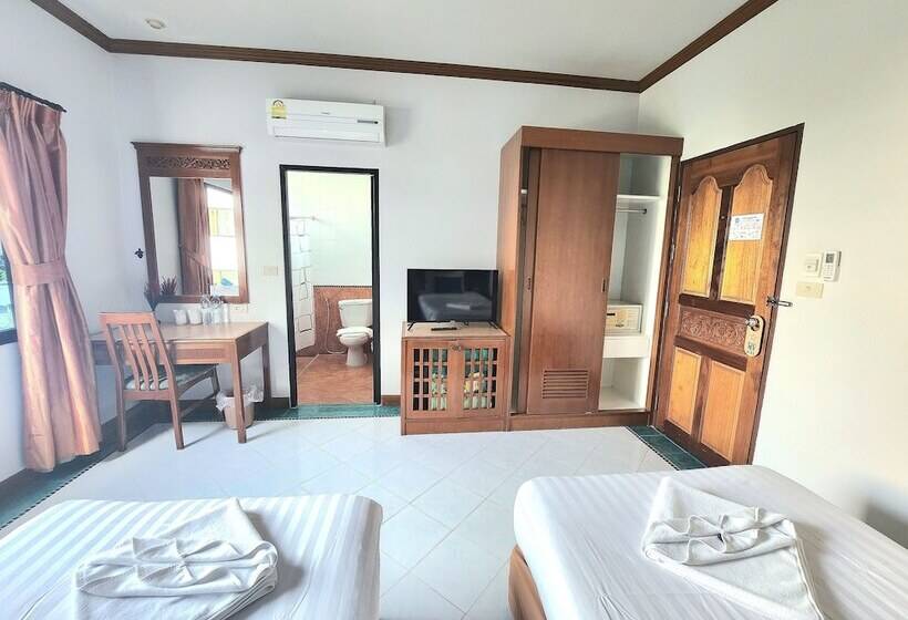 스탠다드 룸, Sea Front Home Hotel   Patong Beach