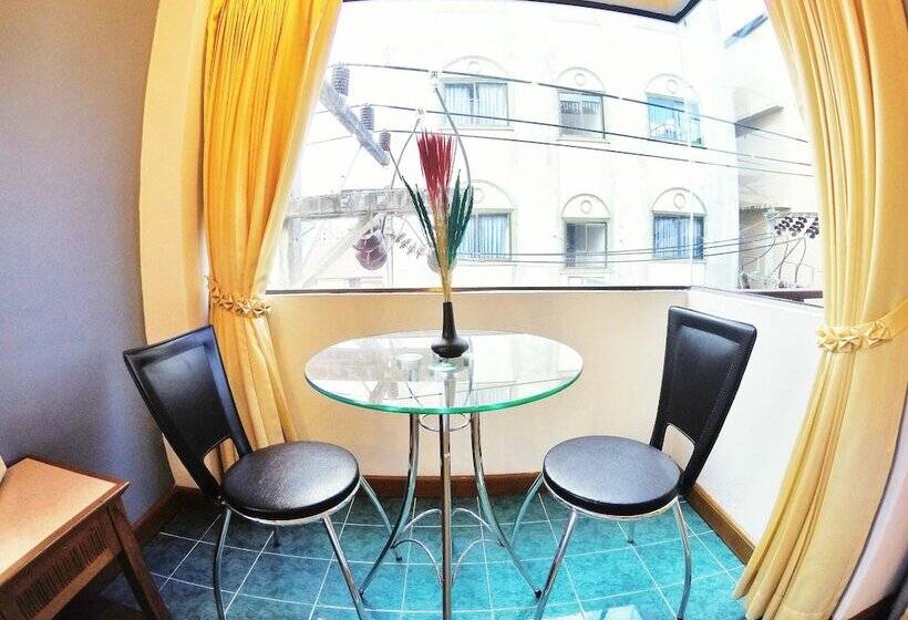 디럭스 룸, Sea Front Home Hotel Patong Beach