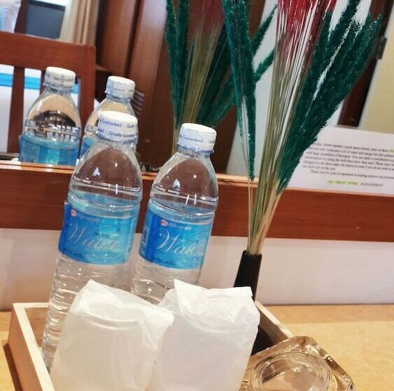 디럭스 룸, Sea Front Home Hotel Patong Beach