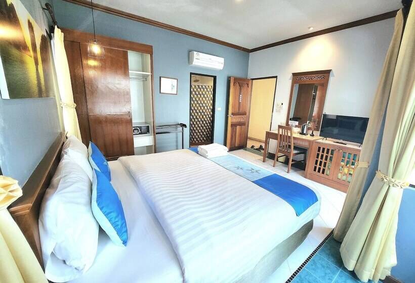 디럭스 룸, Sea Front Home Hotel Patong Beach