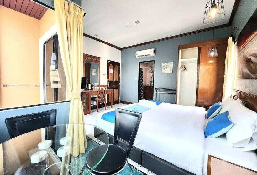 디럭스 룸, Sea Front Home Hotel Patong Beach