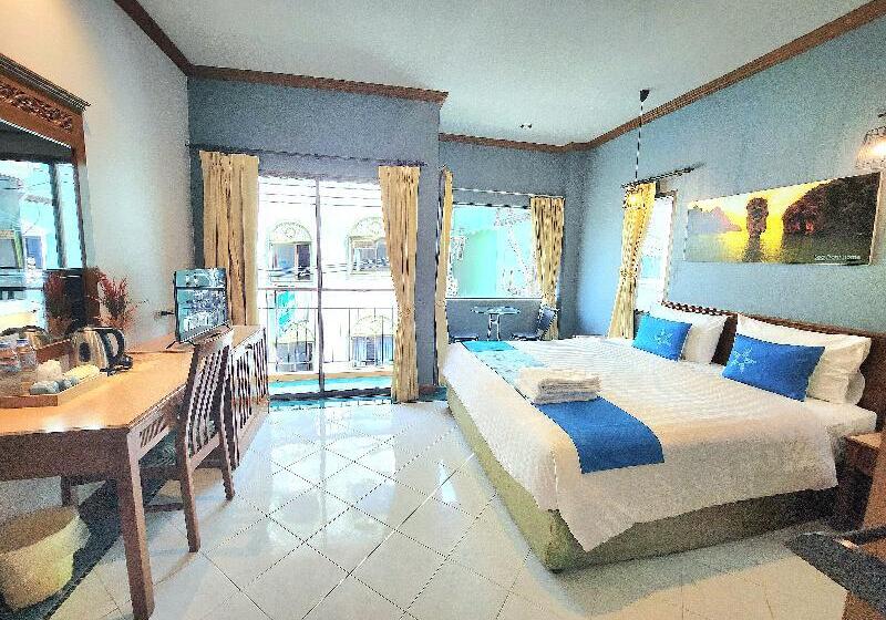 디럭스 룸, Sea Front Home Hotel Patong Beach