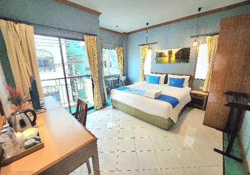 デラックスルーム, Sea Front Home Hotel Patong Beach
