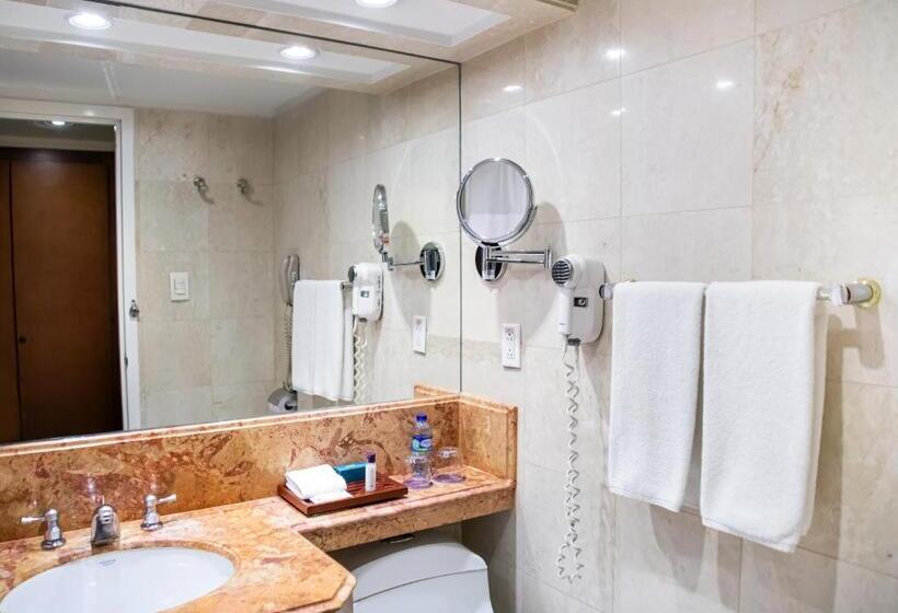 סוויטת ג'וניור, Ghl Hotel Tequendama Bogotá