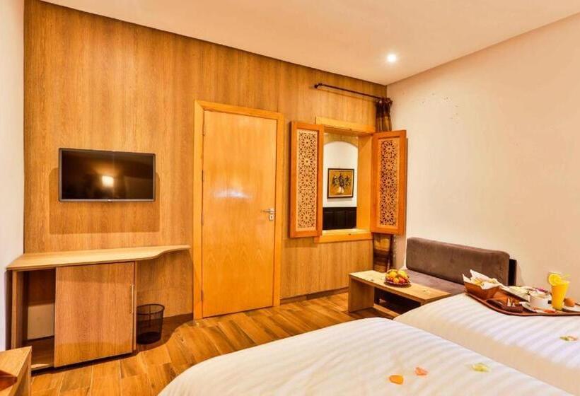 Номер Стандарт, Hôtel Mechouar Plaza