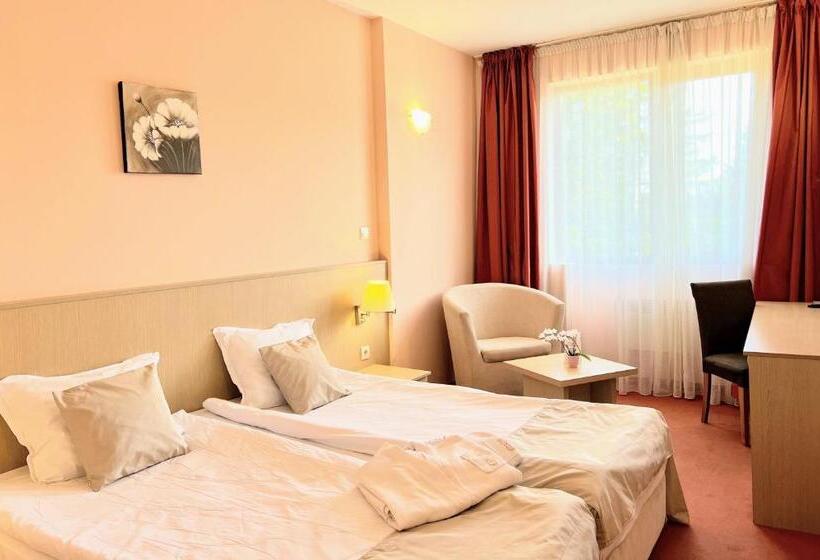 غرفة قياسية, Orpheus Casino And Spa