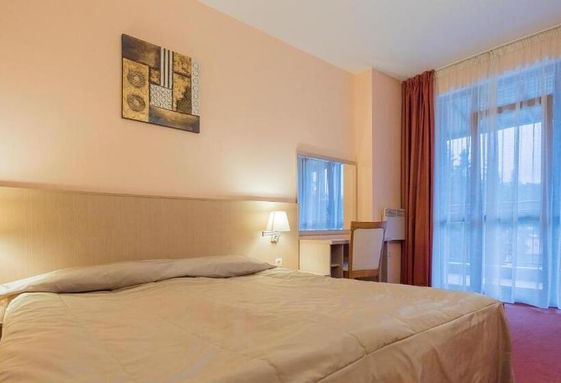 جناح, Orpheus Casino And Spa