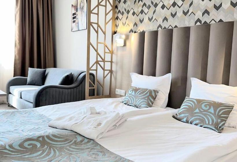 إستوديو بريميوم, Orpheus Casino And Spa