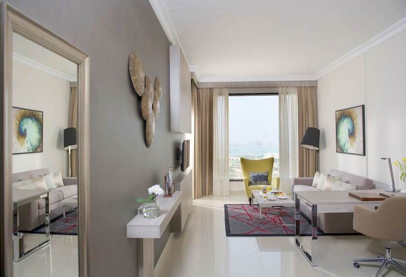 سوئیت پریمیوم با چشم‌انداز دریا, Two Seasons Hotel & Apartments