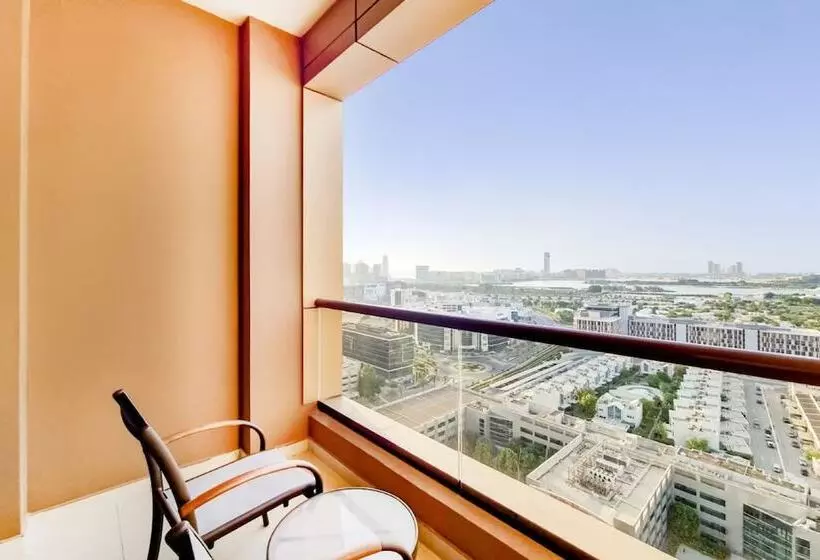 1 Bedroom Apartment Sea View