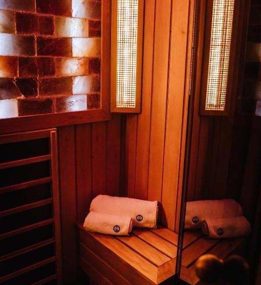 اتاق لوکس, Glory