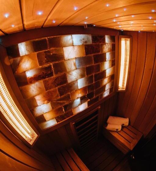 اتاق لوکس, Glory