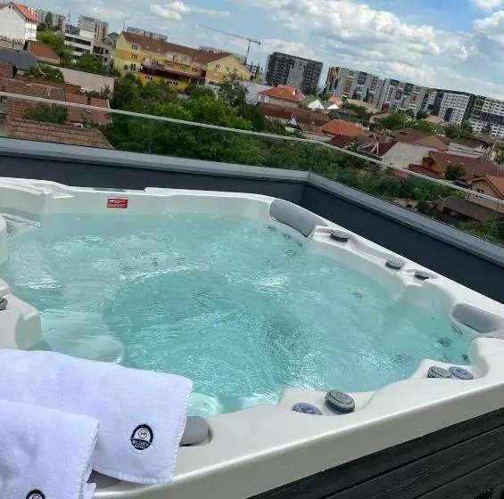 Büyük Çift Kişilik Yataklı Standart Oda, Glory