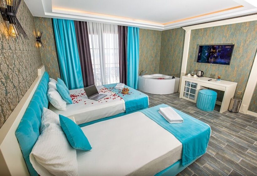 اتاق لوکس, The Lea