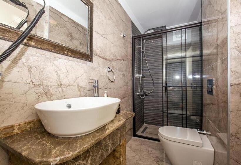 اتاق استاندارد, The Lea