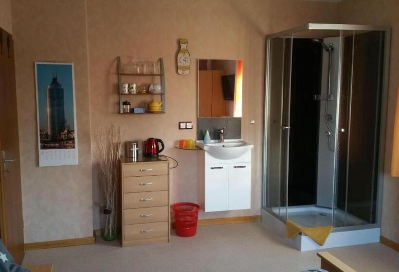 شقة غرفة واحدة, Tiny Apartment In Gemuenden An Der Wohra