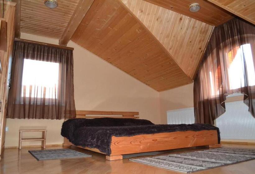 デラックスルーム, у гуцула