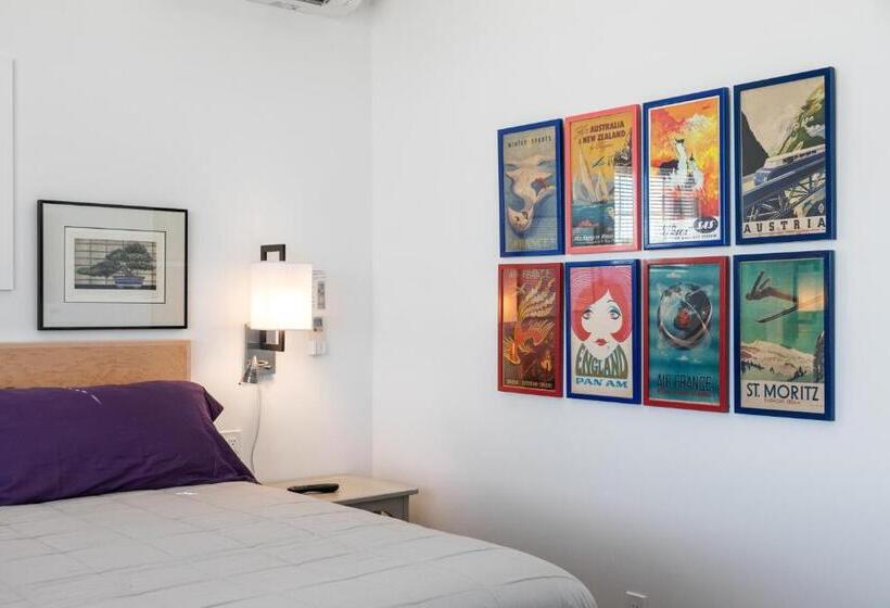 高级套房, Folly With Marsh And Sunset Views