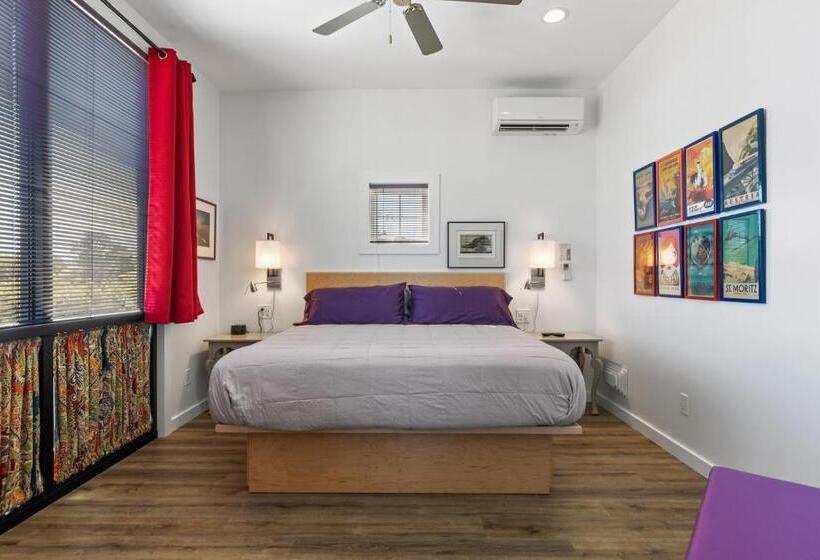 高级套房, Folly With Marsh And Sunset Views