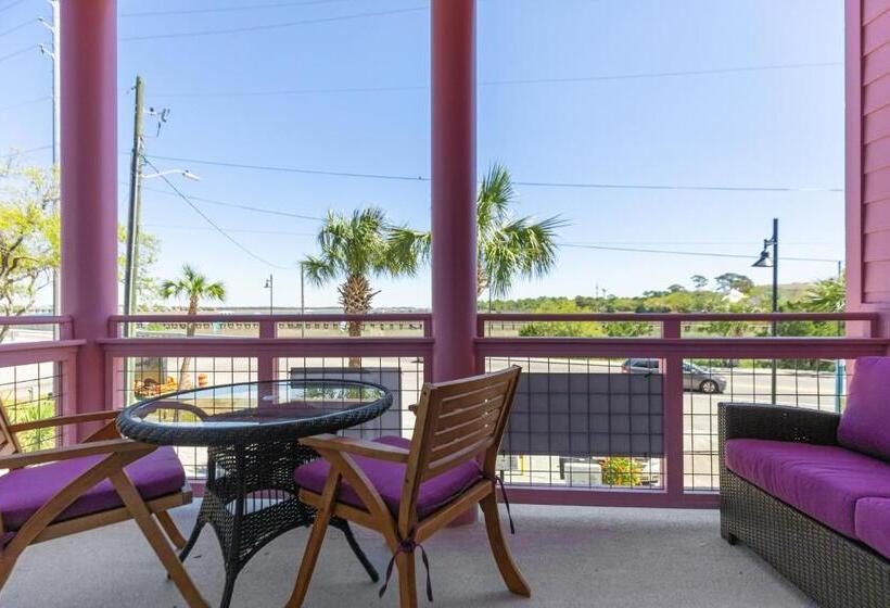 套房, Folly With Marsh And Sunset Views