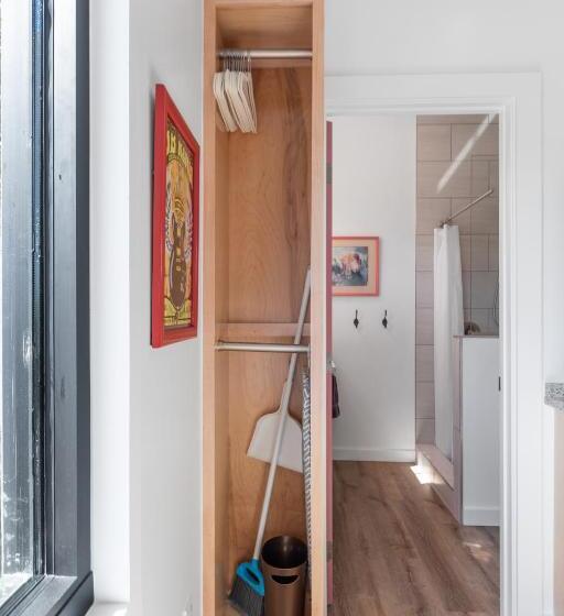 带大床的标准工作室, Folly With Marsh And Sunset Views