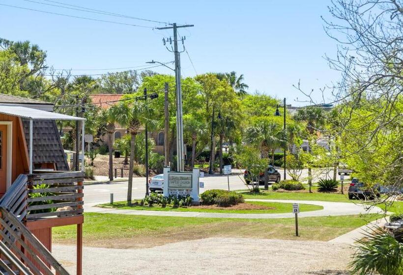 带大床的标准工作室, Folly With Marsh And Sunset Views