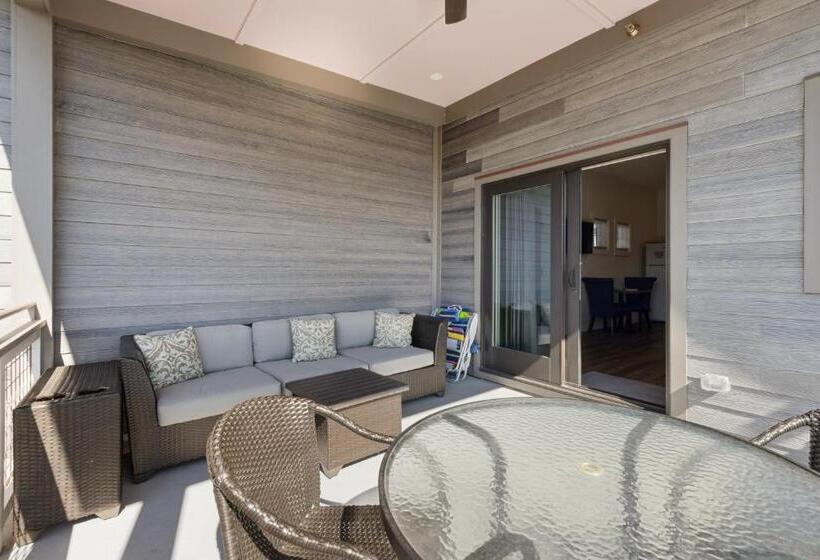 高级工作室, Folly With Marsh And Sunset Views