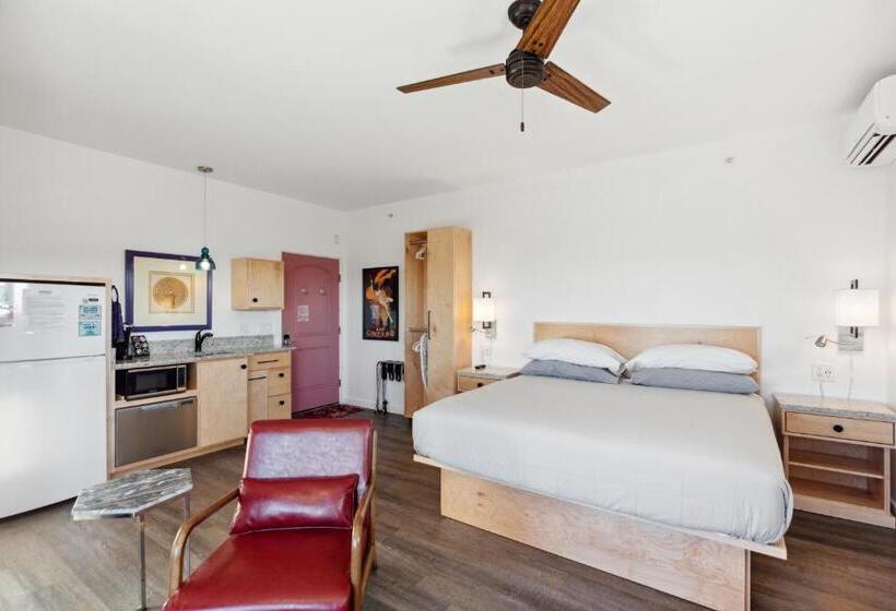 标准工作室带阳台, Folly With Marsh And Sunset Views