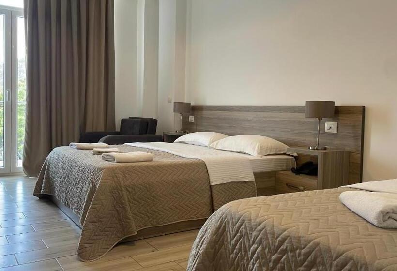 חדר דלוקס לשלושה, Prince Adriatic Resort