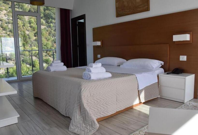 סוויטה עם מרפסת, Prince Adriatic Resort