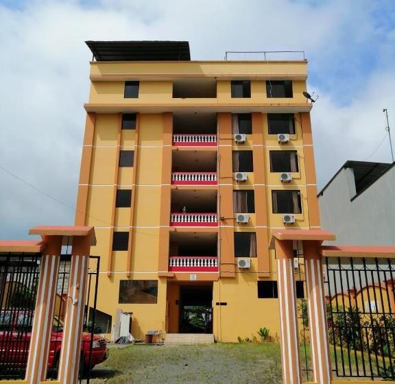 غرفة ديلوكس, Sánchez Internacional