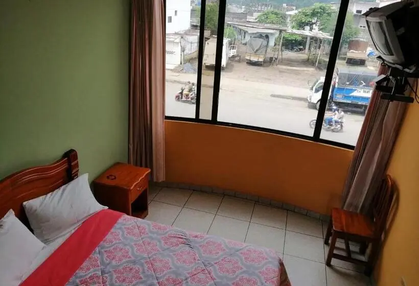 Deluxe-huone, Sánchez Internacional