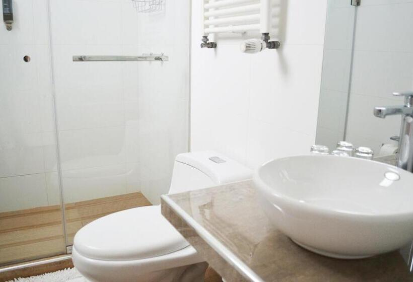 キングサイズベッドのスーペリアルーム, Katari Apart Hotel At Qorikancha