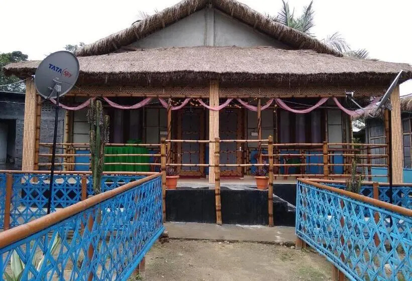 デラックスルーム, N R Resort Kaziranga