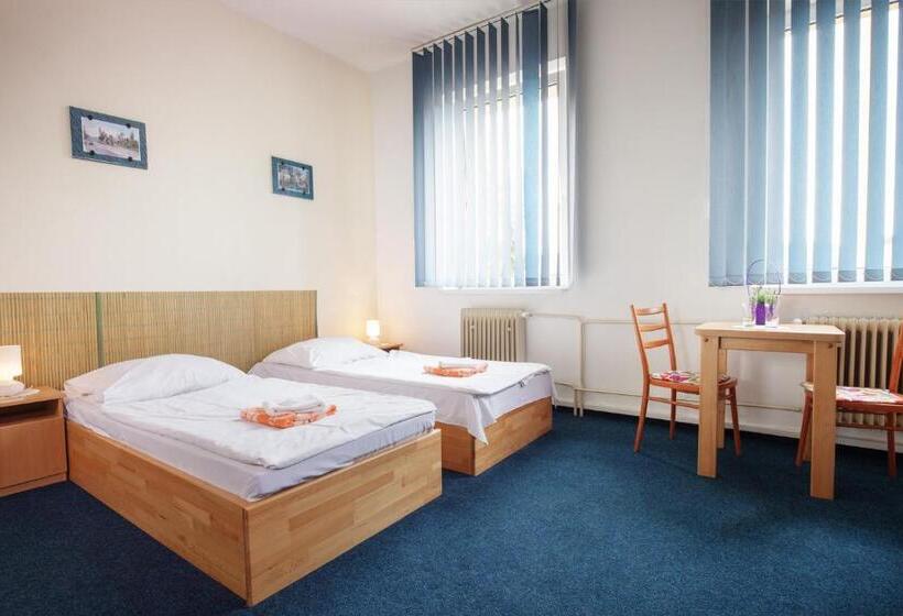 スタンダードルーム, Penzión Centrál