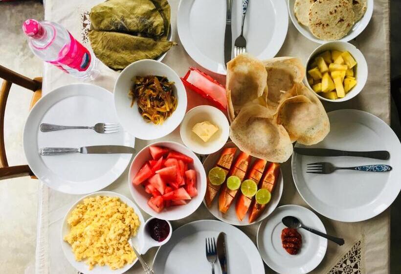 منزل 3 غرف نوم, Wija House   Unawatuna