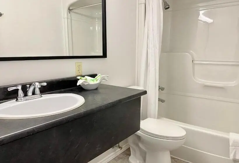 استودیوی استاندارد, New Age Inn Voyageur