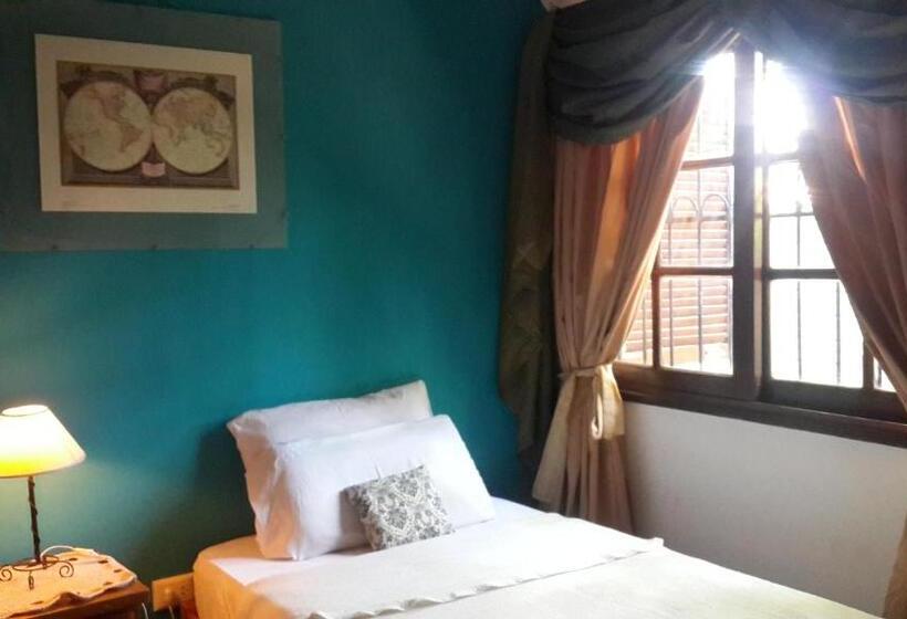 Standard Enkeltværelse Delt Badeværelse, Casa Folks Iguazu B&b