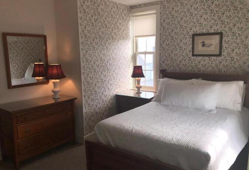 Номер Стандарт, Old Town Inn