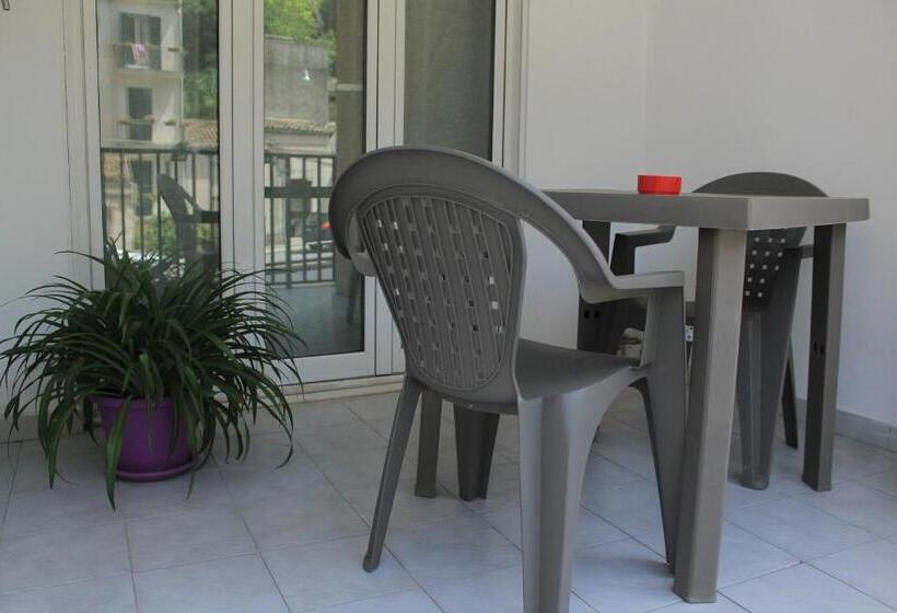 اتاق استاندارد با تخت بزرگ, Il Barocco