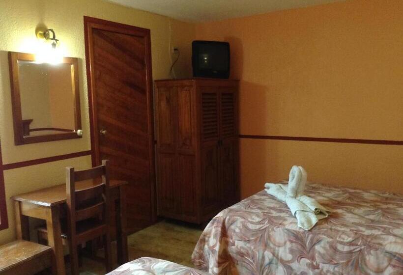 스탠다드 룸, Real Del Valle