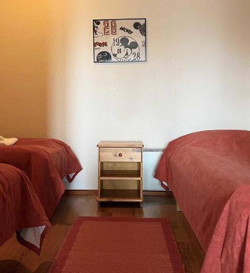 חדר סטנדרט לשלושה, Motel Patalahti