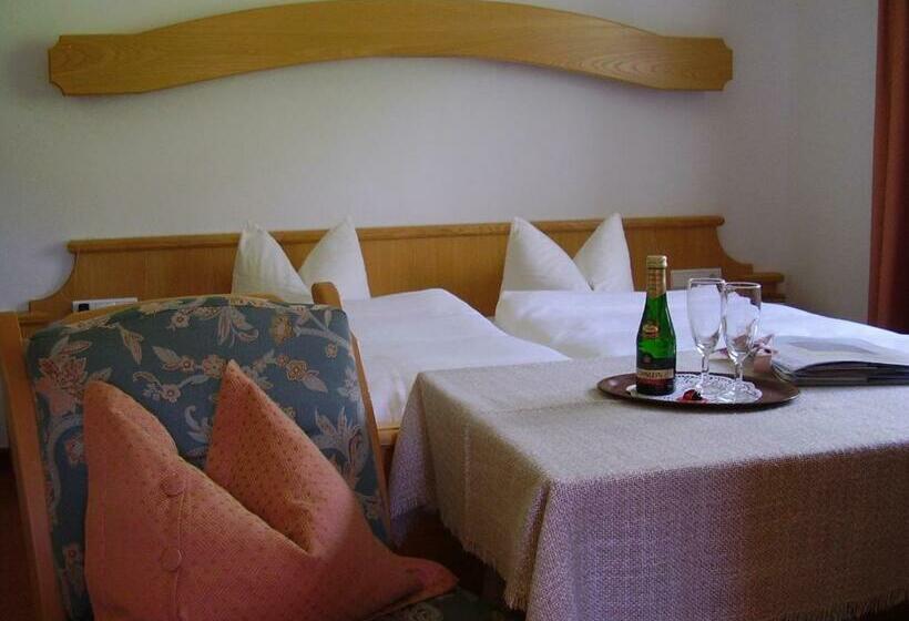 家庭间, Gästehaus Elfriede