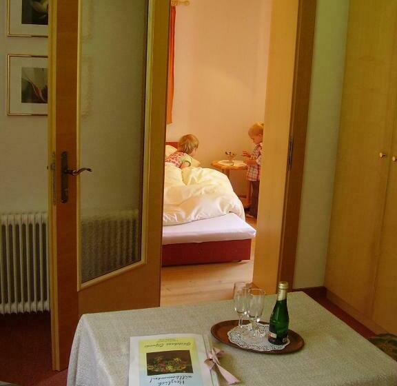 家庭间, Gästehaus Elfriede