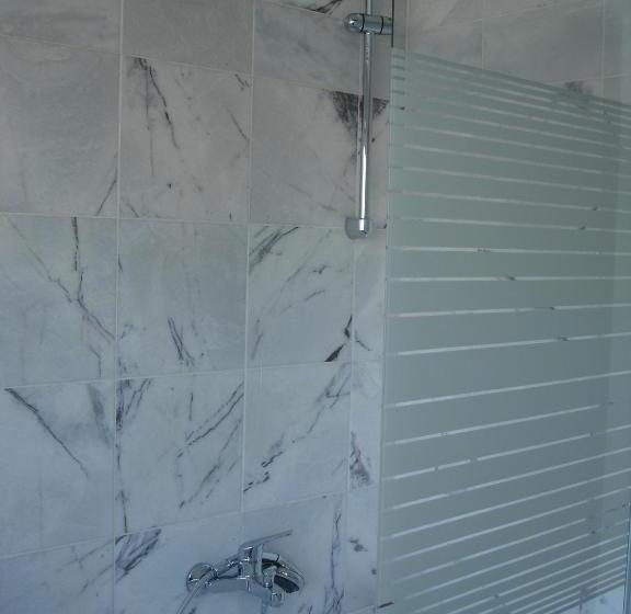 اتاق استاندارد چهار تخته, Citypensiondortmund