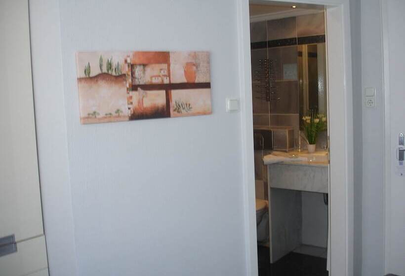 اتاق استاندارد یک نفره, Citypensiondortmund