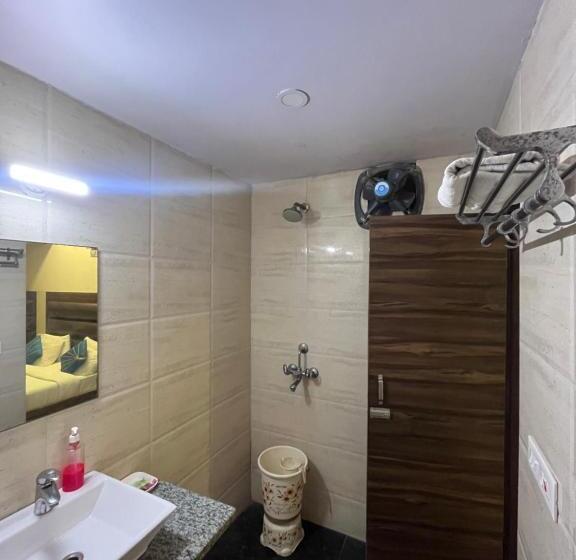 חדר סטנדרט, Rajshree Agra